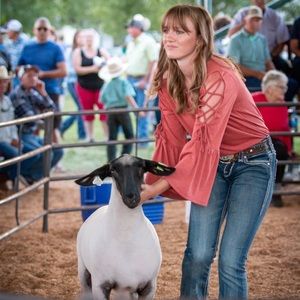 Meet your Posher, Jocelyn